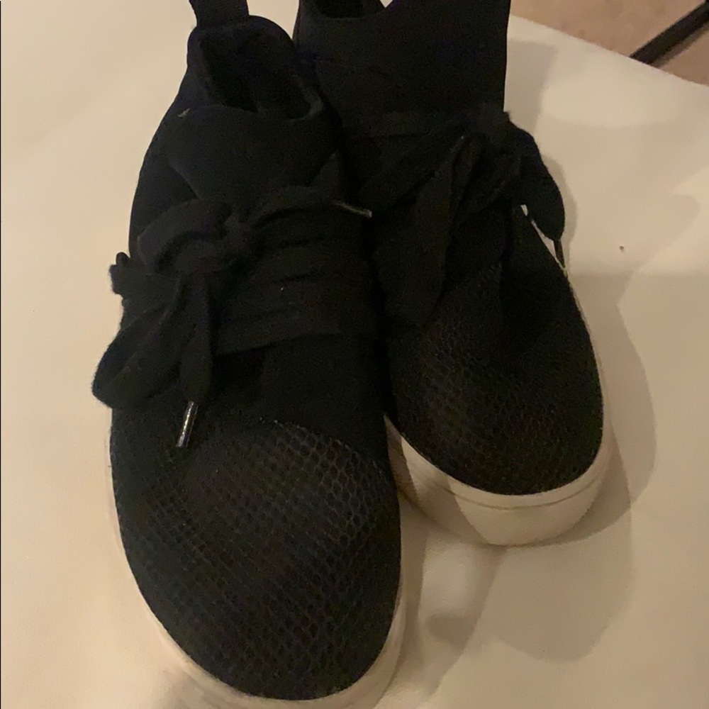 Black Steve Madden Sneakers